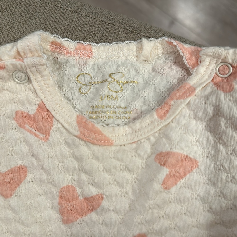 Onesie, heart, long sleeve, dress with bonnet - Picture 2 of 5